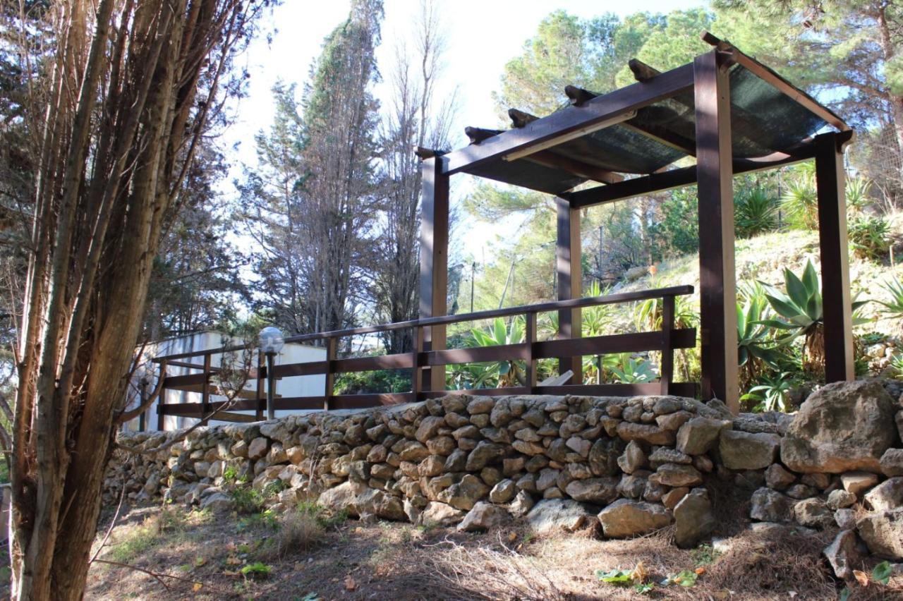 La Pineta Villa Favignana Bagian luar foto