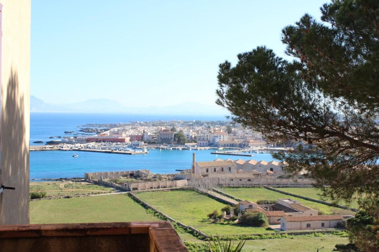 La Pineta Villa Favignana Bagian luar foto